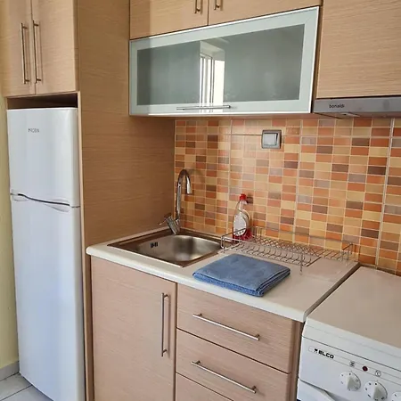 Beachfront Cozy House , 1 Min Walk To , Ac & Fast Wifi