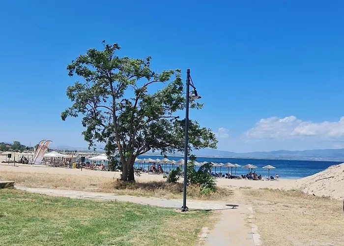 Beachfront Cozy House , 1 Min Walk To , Ac & Fast Wifi Lejlighed *
